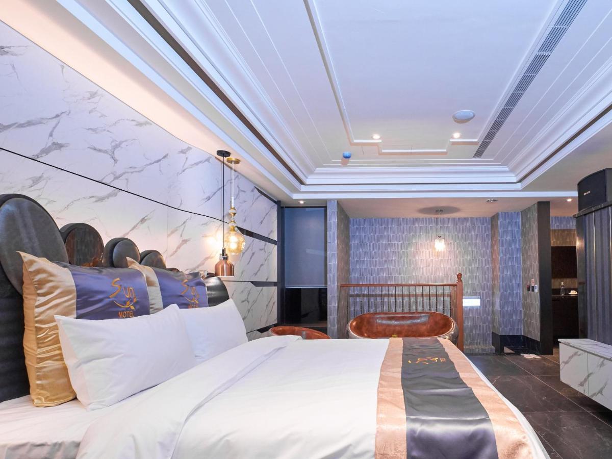 Sun Motel Гаосюн Экстерьер фото