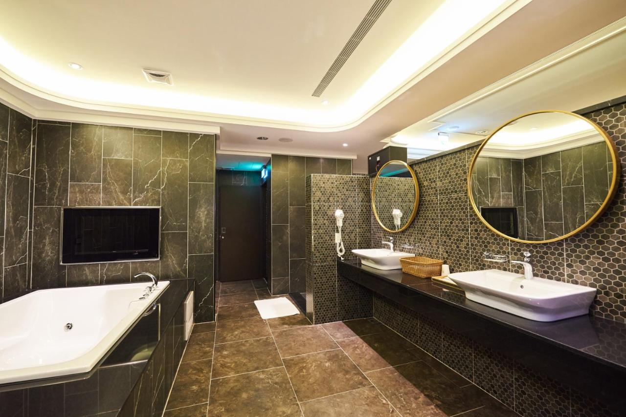 Sun Motel Гаосюн Экстерьер фото