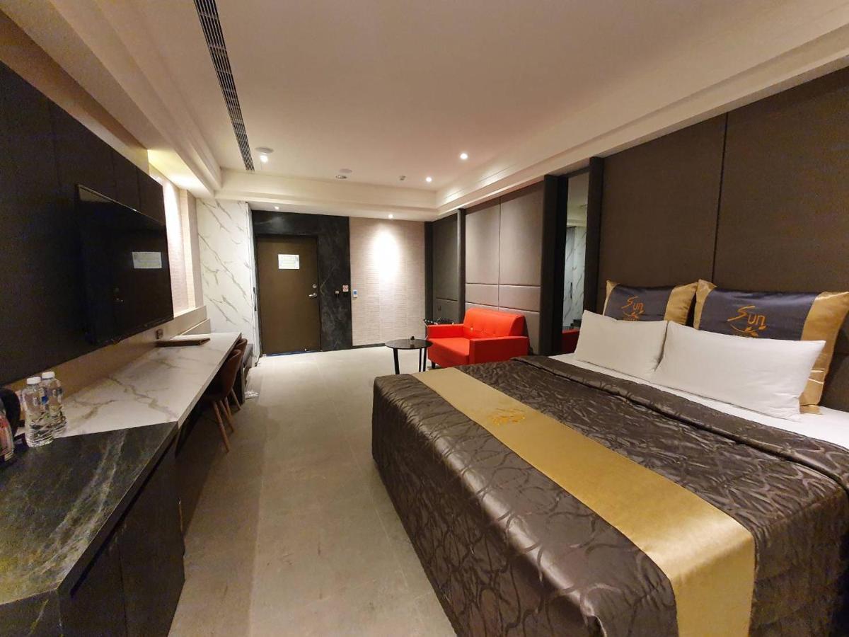 Sun Motel Гаосюн Экстерьер фото
